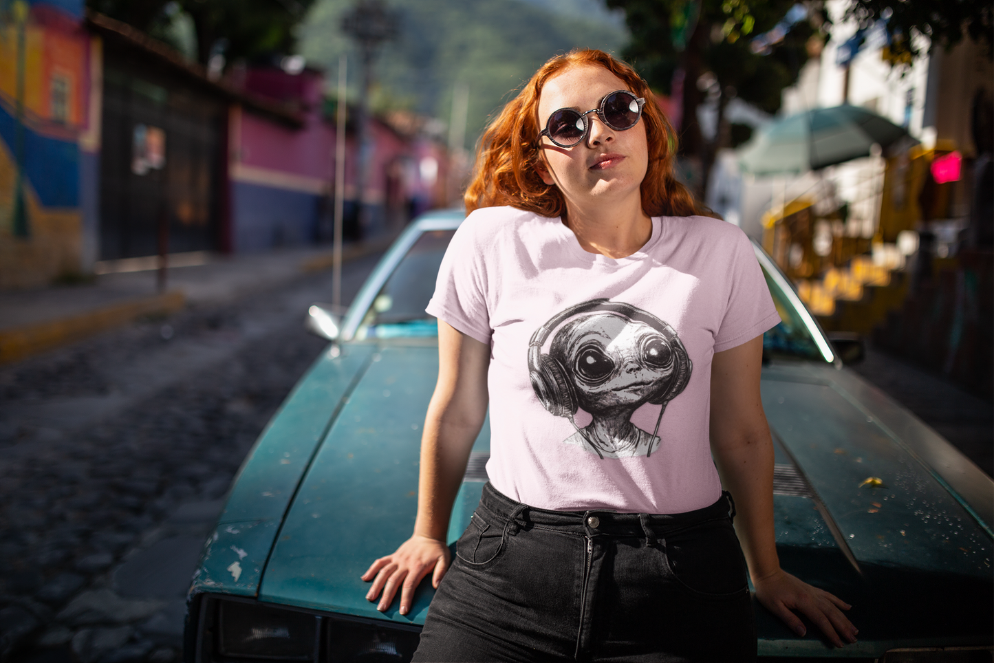 Big-Bang-Pixels-Alien-Headphones-T-Shirt-Light-Pink