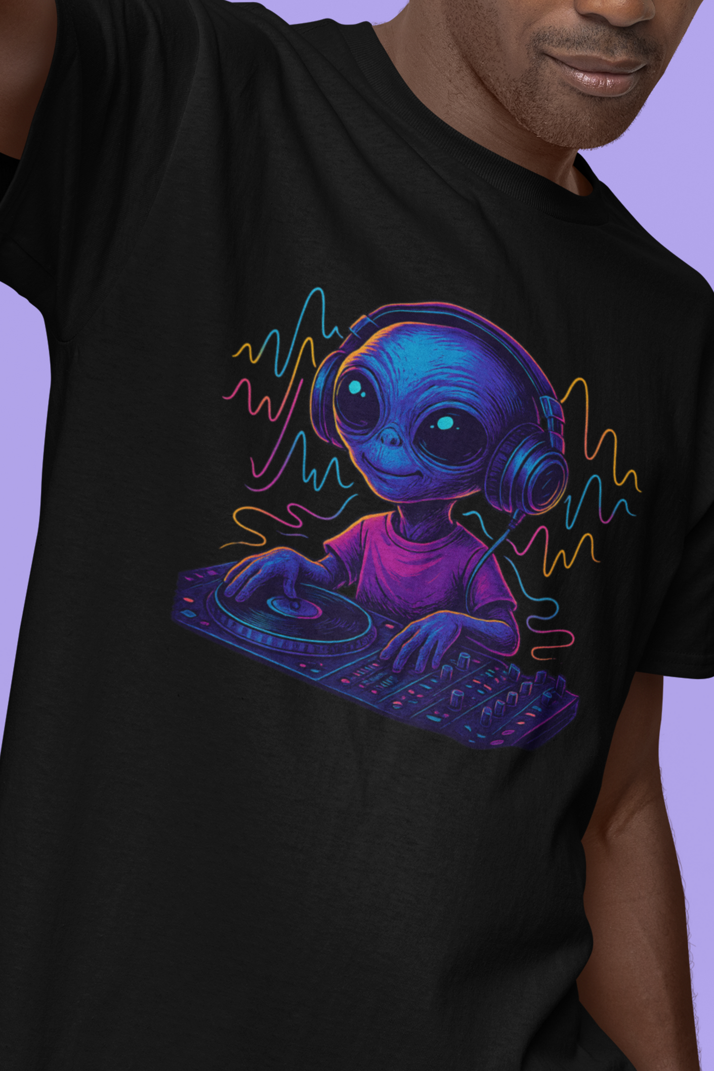 Big-Bang-Pixels-Alien-DJ-Shirt-Black