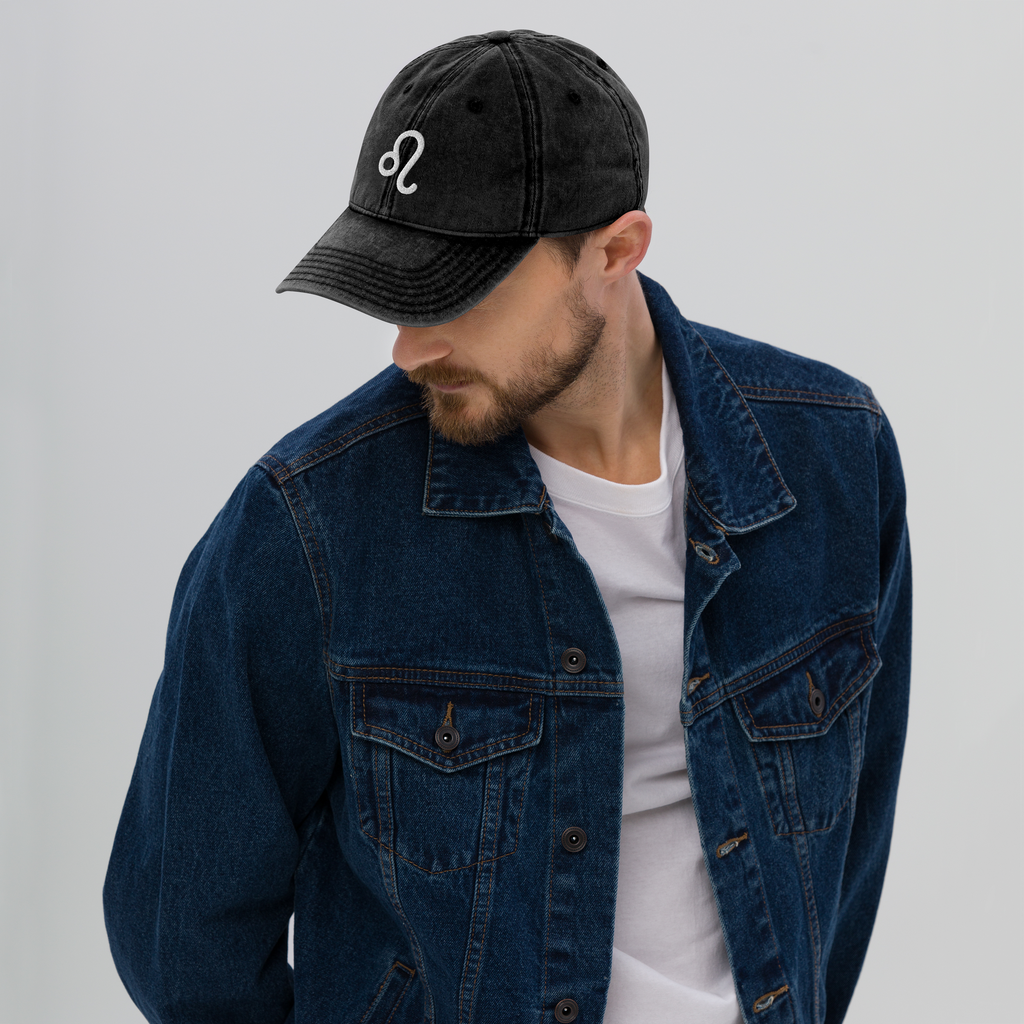 Big-Bang-Pixels-Leo-Cap-Black