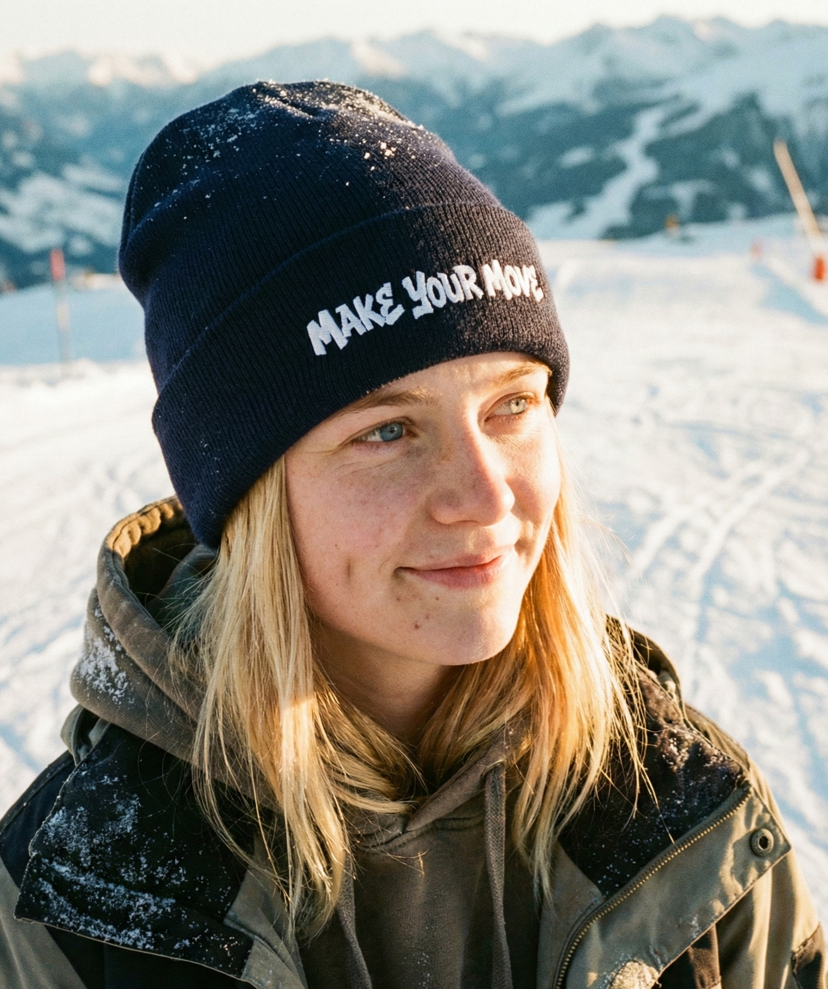 big-bang-pixels-make-your-move-beanie-navy