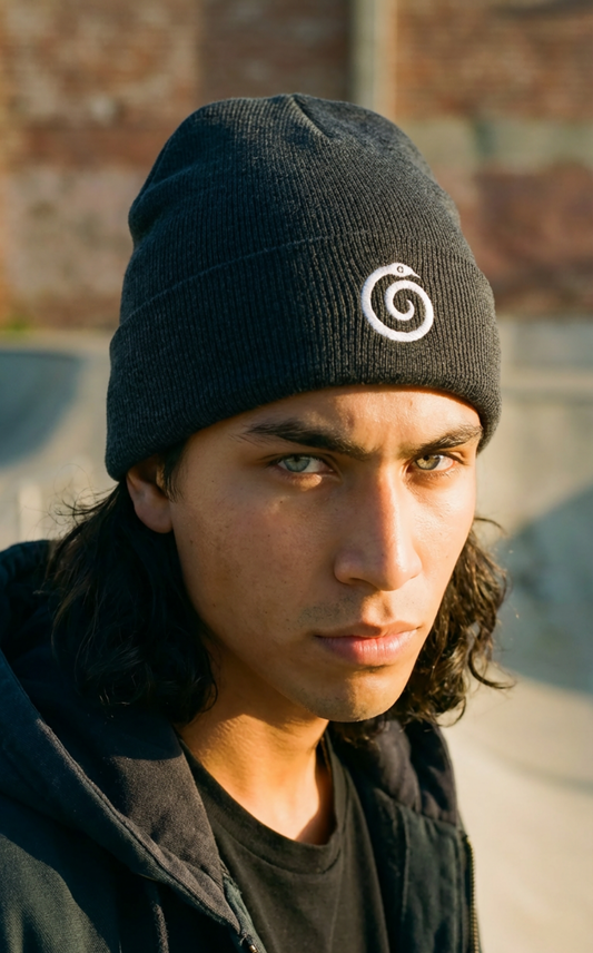 big-bang-pixels-spiral-snake-beanie-black