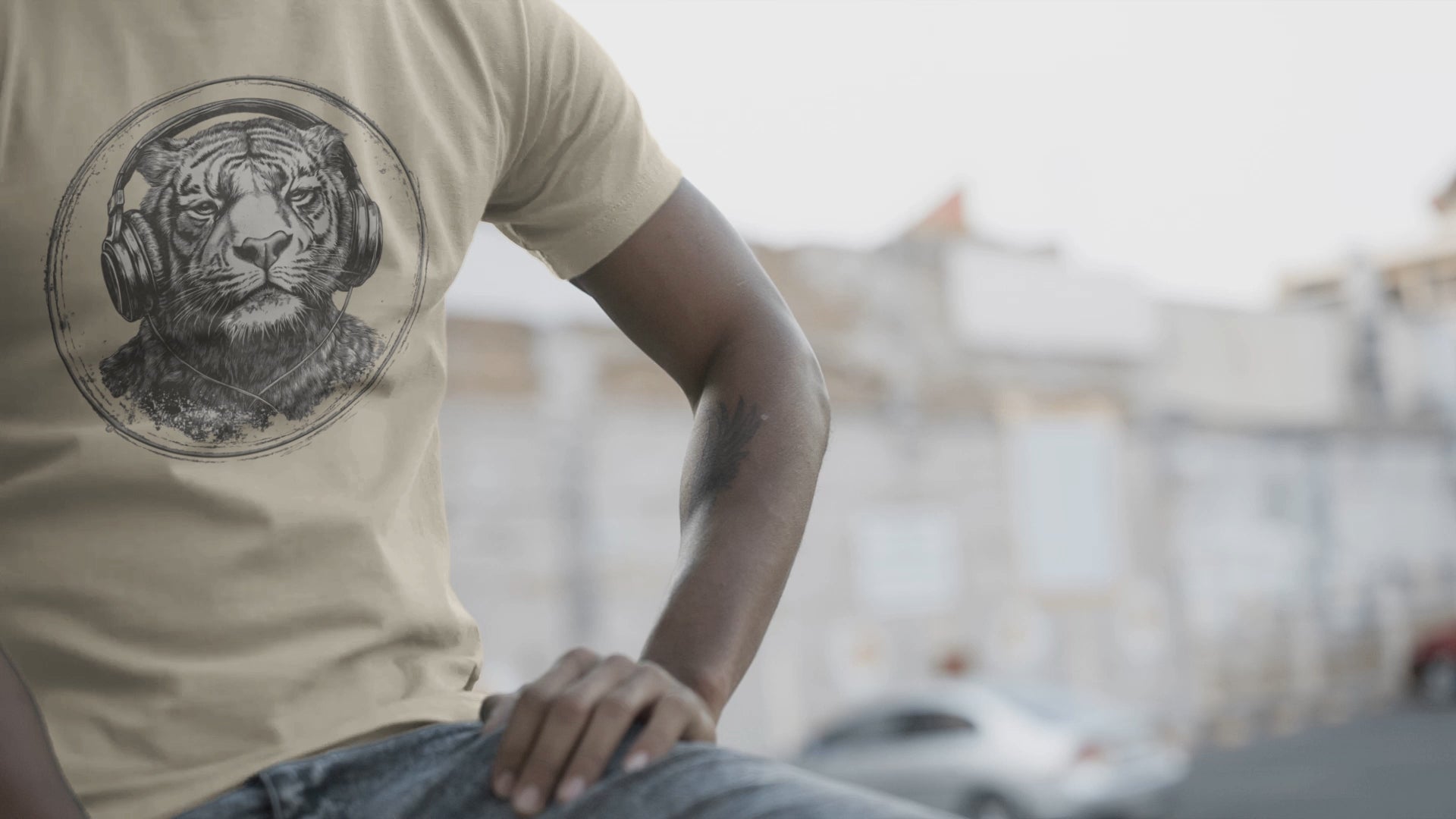 Big-Bang-Pixels-Tiger-Vibes-T-Shirt